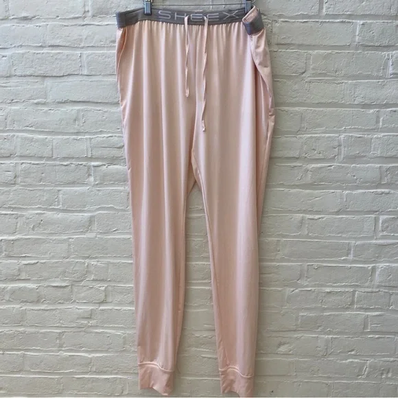SheexModern Jogger and Long Sleeve Cutout Tee Pajama Set Blush‎ Pink XXL